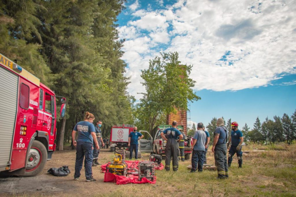 Bomberos se capacitaron el fin de semana