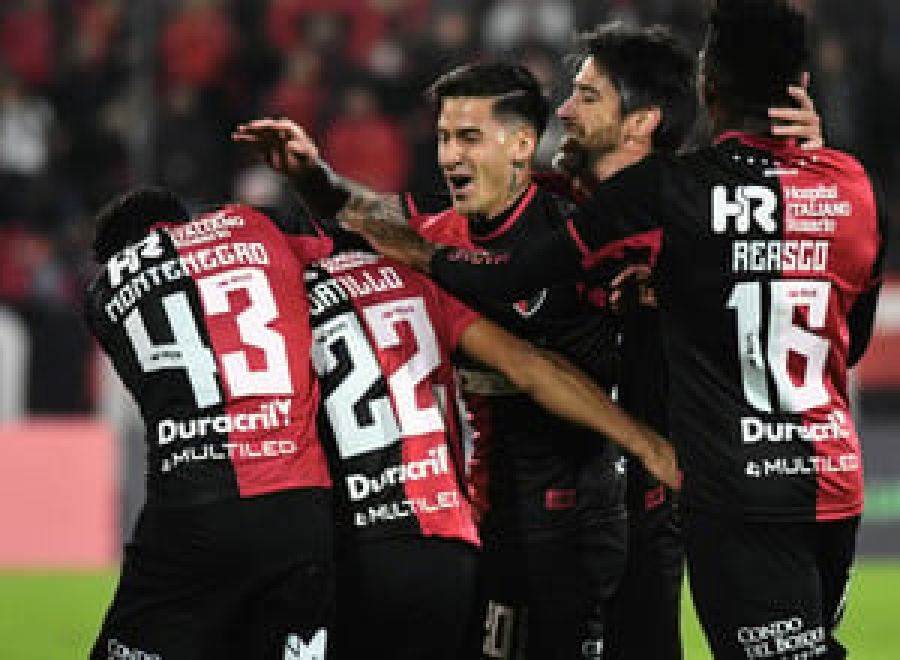 Newell&#039;s se ilusiona con la copa luego de golear a Blooming