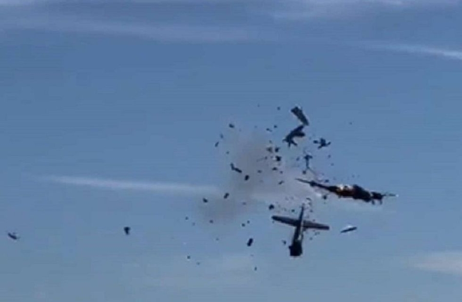 Choque entre dos aviones dejó un saldo de seis fallecidos