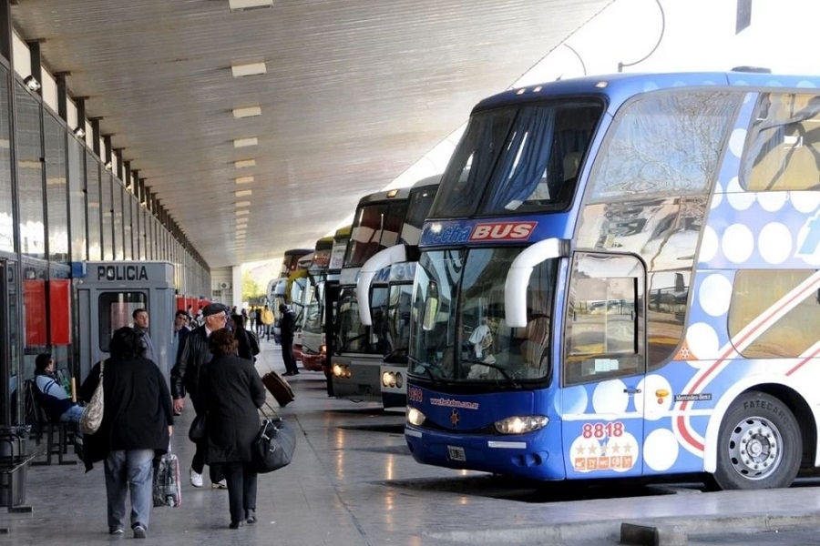 Paro de colectivos de larga distancia