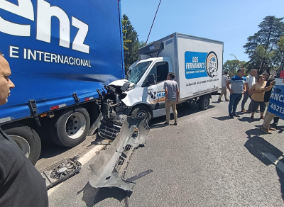 Accidente en Alvear: un herido tras choque entre dos camiones y un automóvil