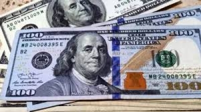 Caputo Logra un Impacto Significativo en el Dólar, pero los Mercados Cuestionan el Costo de la Intervención