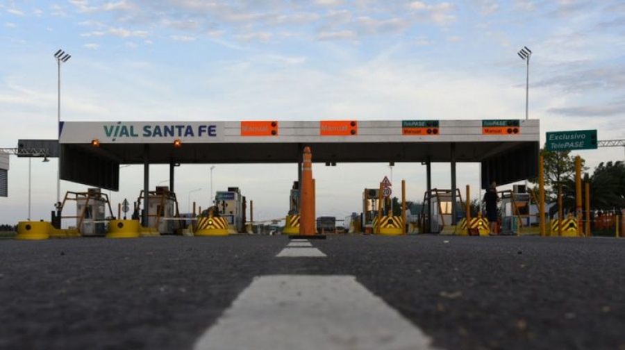 Autopista Rosario-Santa fe: Trabajadores levantan barreras en peajes por reclamando de seguridad