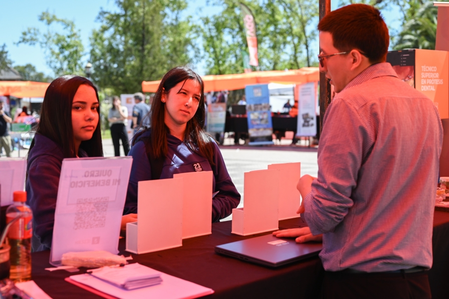 SE LLEVÓ ADELANTE LA CUARTA EDICIÓN DE LA "EXPO CARRERAS" ORGANIZADA POR LA MUNICIPALIDAD