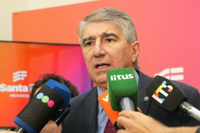 Pagarán el aumento a estatales y docentes pese al rechazo gremial