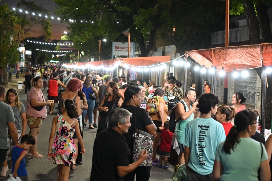 Nueva edición de “Noche de Peatonal” en calle Mitre