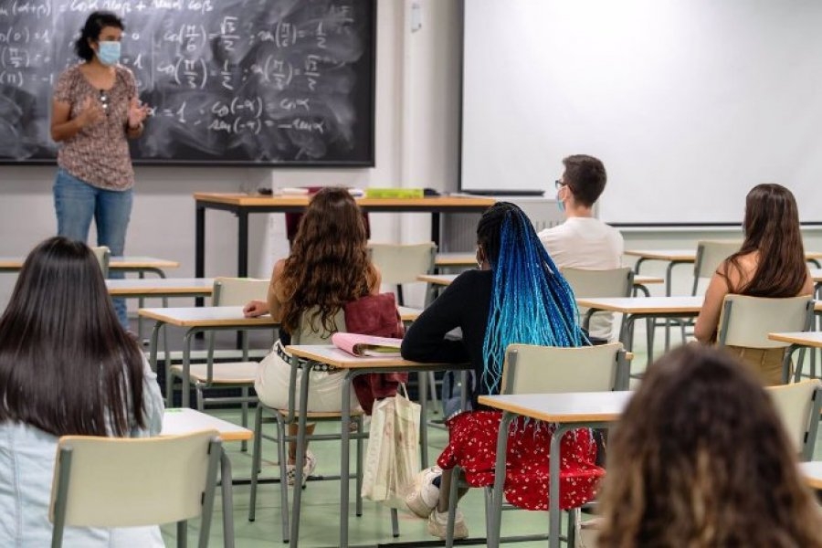 Se prohibió el uso del lenguaje inclusivo en escuelas de CABA