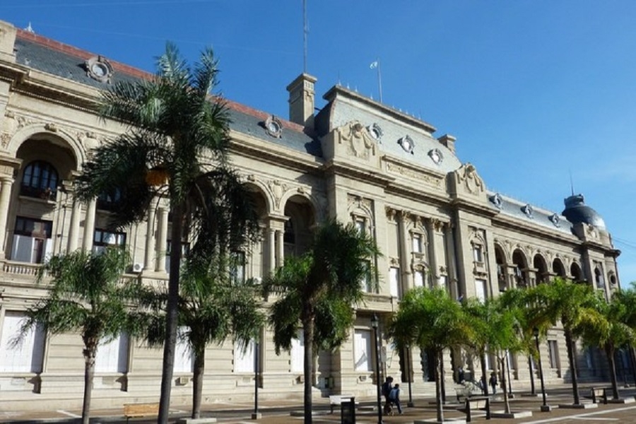 La administración pública santafesina no adhiere al teletrabajo