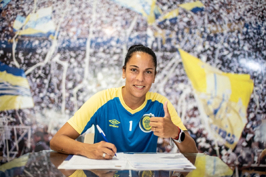 Vanina Correa firmó y es refuerzo de Rosario Central