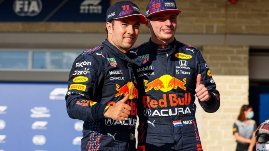 Max y Checo se adueñan nuevamente de la carrera