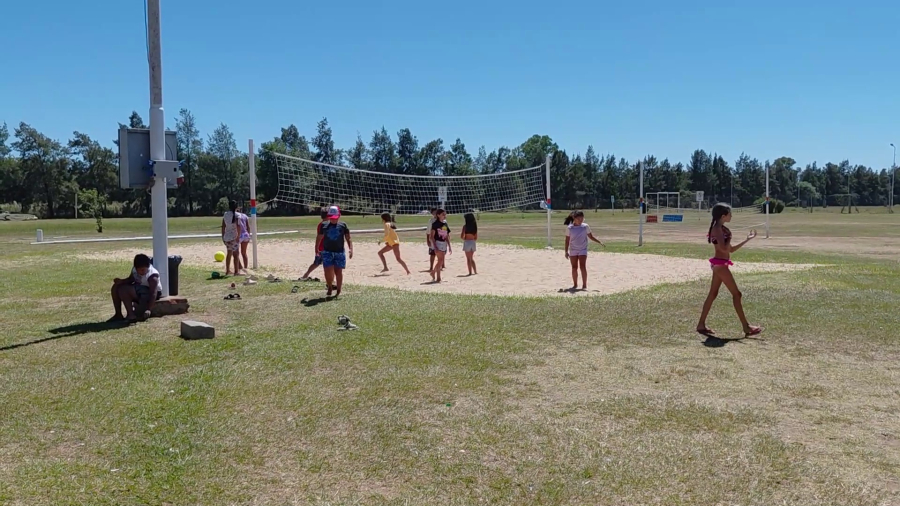 Cierre de la escuela de verano en el Polideportivo de Pueblo esther