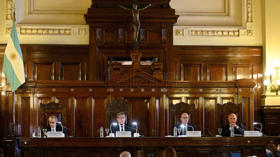 El Senado sigue analizando los proyectos para reformar la Corte Suprema