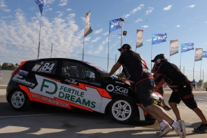 Inicio del Ale Bucci Racing en el Turismo Nacional