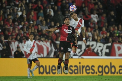 Triunfo agónico de River en el Coloso