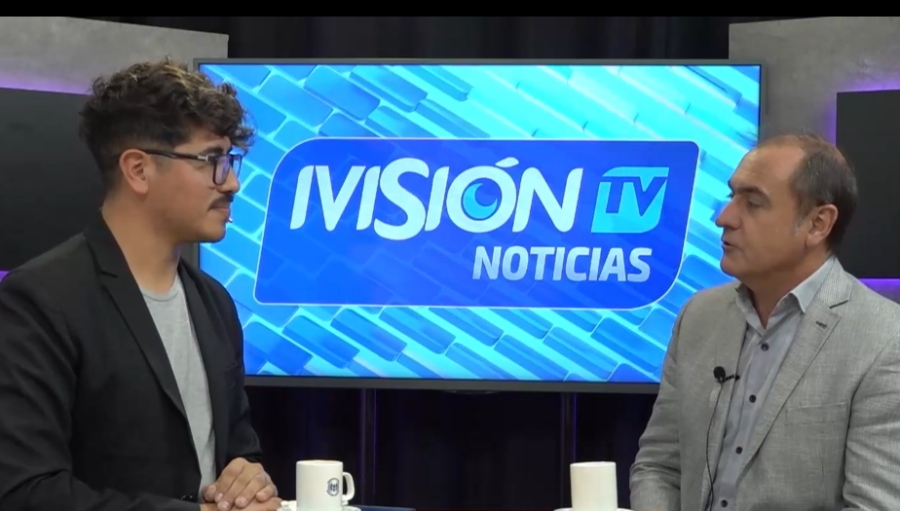 Carlos Pighin, precandidato a presidente comunal de Alvear, visitó Ivision Noticias