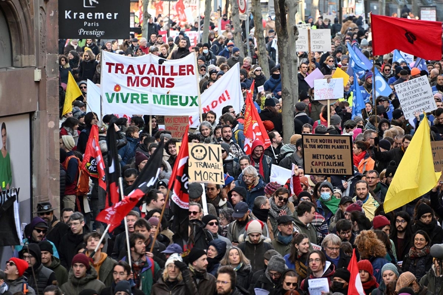 Protestas en las calles de Francia por el decreto de reforma jubilatoria