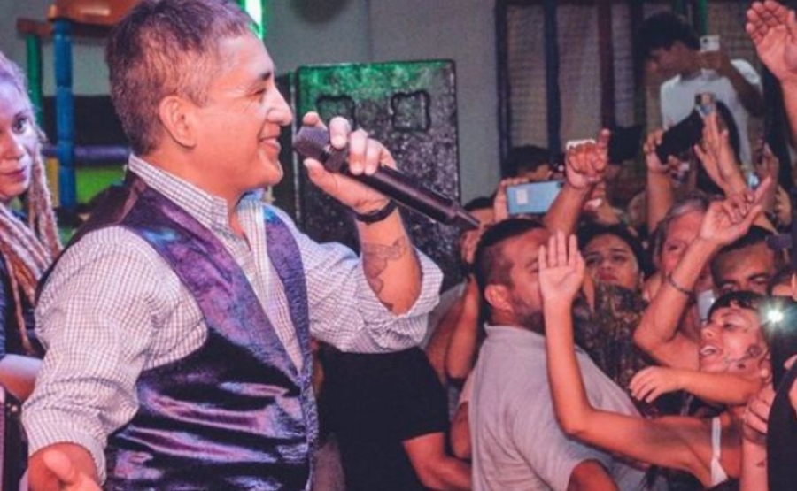 Murió Huguito Flores, el cantante de musica tropical oriundo de Santiago del Estero