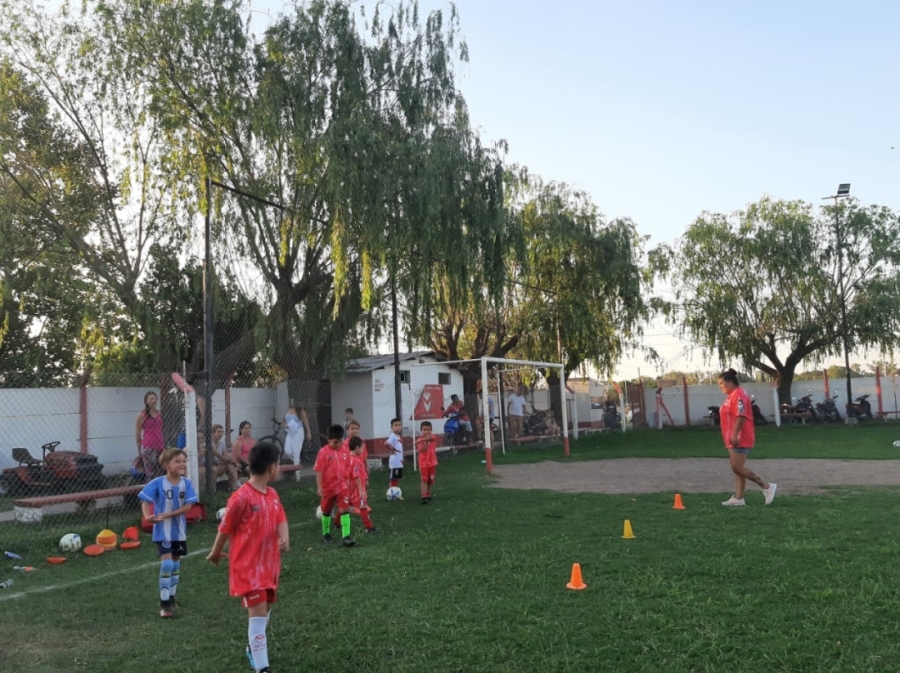 Jugando por un sueño, diversión y una pasión en Club CAJU