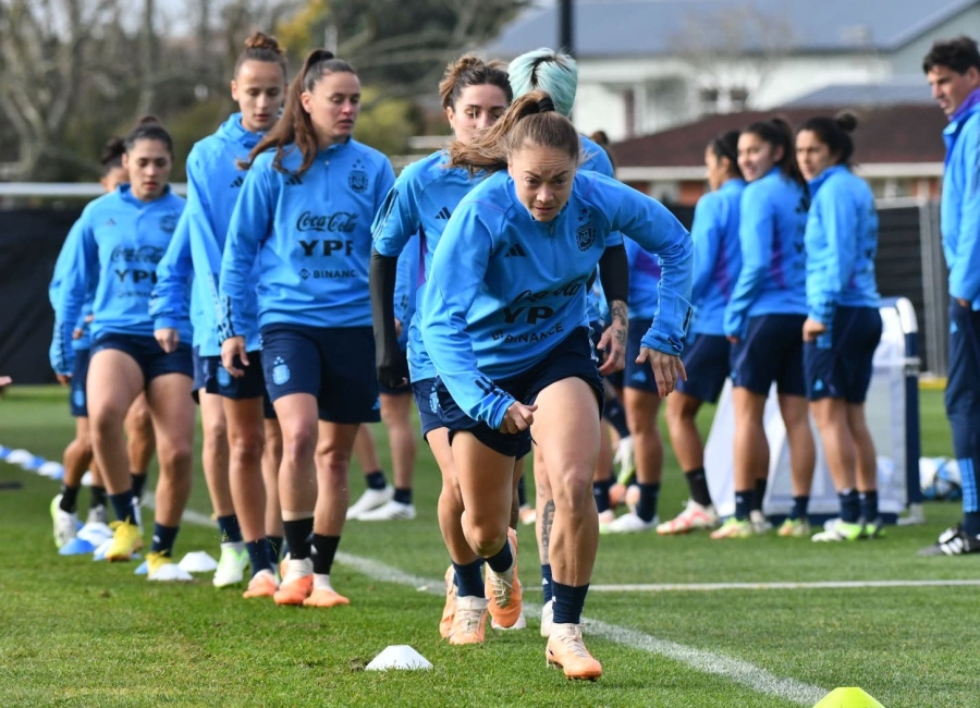 La Selección Femenina de Fútbol se prepara para ganarle a Suecia