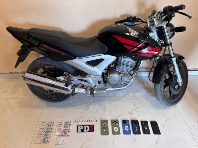 Detenido por robo calificado tras allanamientos en Alvear y Villa Gobernador Gálvez