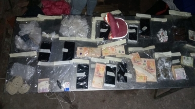 V.G.Gálvez: desbaratan búnker de droga y detienen a dos hombres. Dos Policías heridos