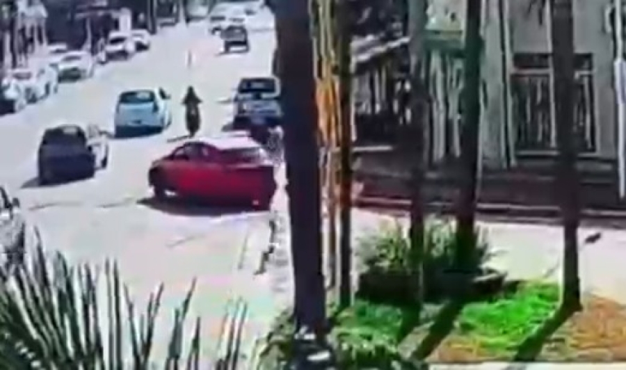 Rápida intervención y videovigilancia permitieron detener a dos sospechosos de robo en Pueblo Esther