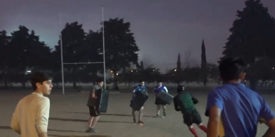 Club de Rugby en el parque regional de Villa Gobernador Gálvez