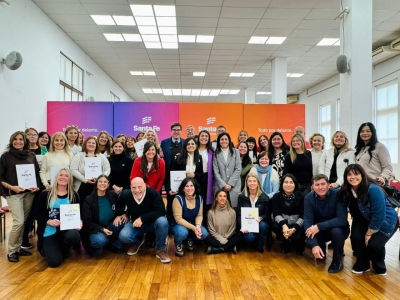 Invierten 400 millones para mejorar 29 escuelas del departamento Rosario