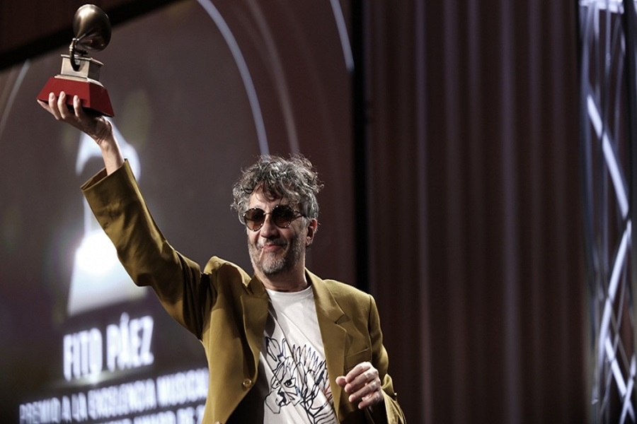 Fito Páez se quedó con el Grammy Latino por ser &quot;parte del gran laboratorio artístico argentino&quot;