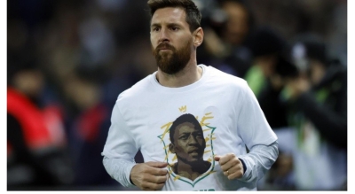 Messi homenajeó a Pelé, volvió a jugar y marcó un gol en la victoria del PSG