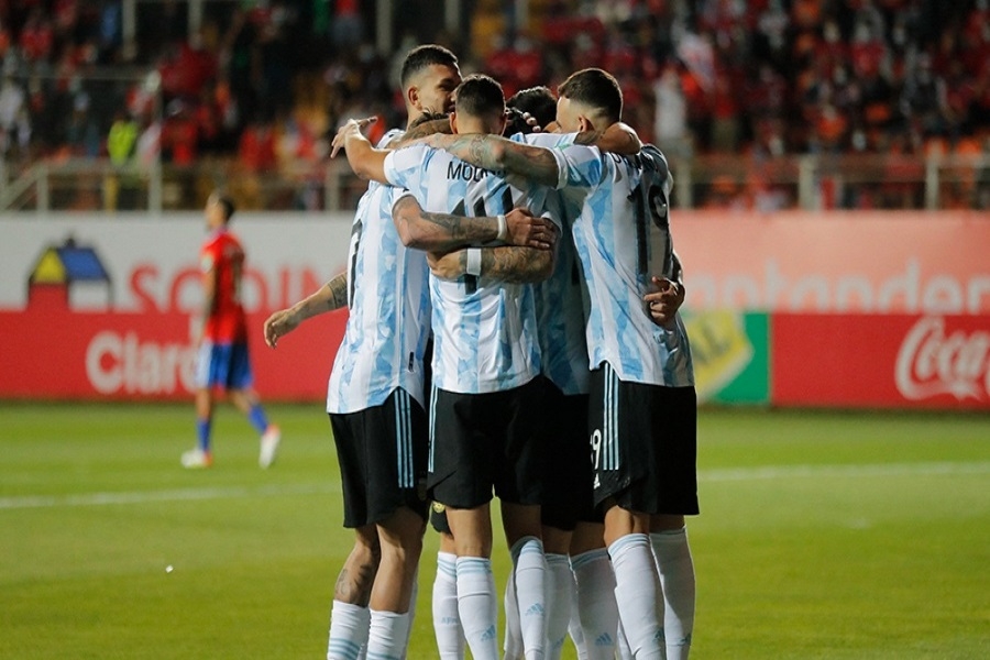 Argentina le ganó a Chile y estira el invicto