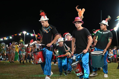 Gran convocatoria en la segunda noche de Carnaval de Alvear