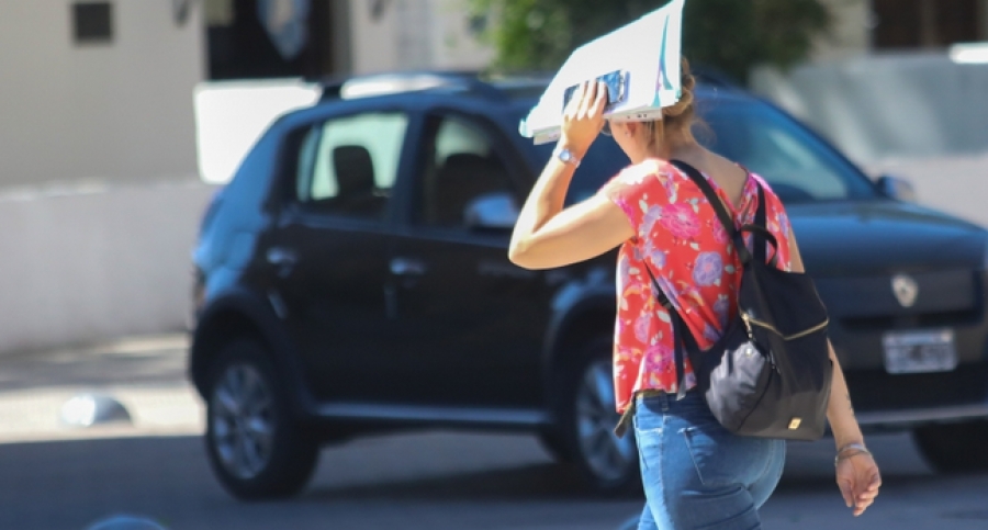 Confirman que las tarifas de luz y agua no sufrirán aumentos en enero