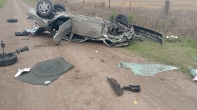 Una mujer pierde la vida tras volcar en autopista Córdoba