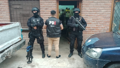 La  PDI realizó allanamientos y detuvo  a un hombre por un robo millonario