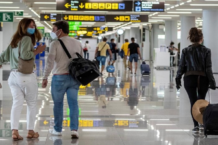 Desde hoy los argentinos no tendrán que hacer cuarentena obligatoria en España