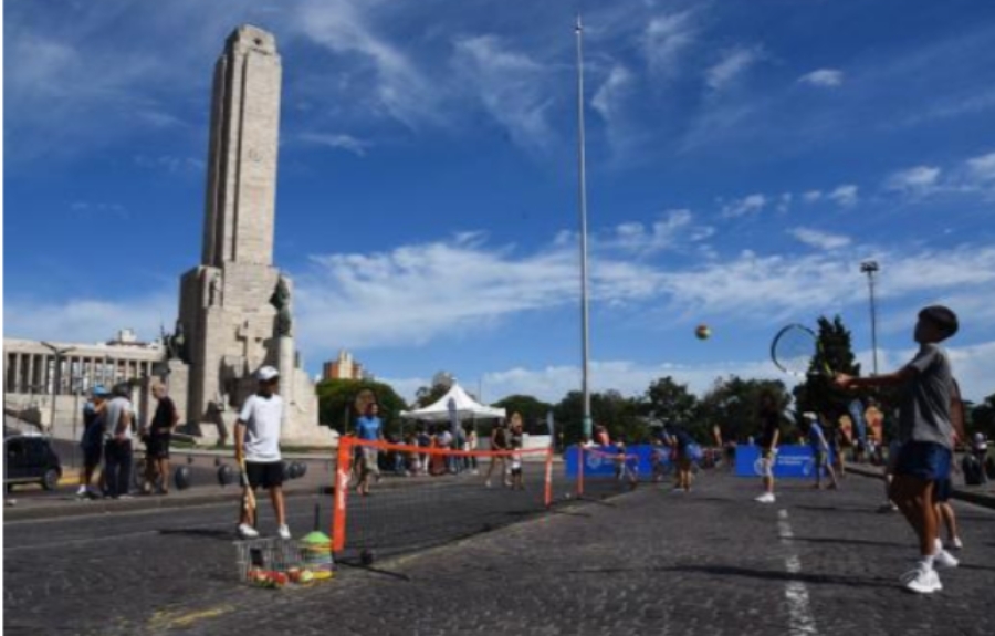 Frente al Río Paraná, ya se palpita la Copa Davis