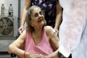 Éste miércoles sigue la vacunación de adultos mayores. En VGG hoy les toca a los geriátricos