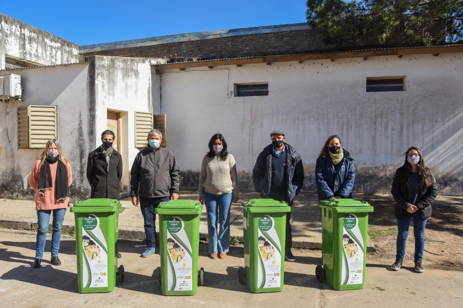 Villa Gobernador Gálvez se suma a la campaña &quot;recicla tu aceite&quot;